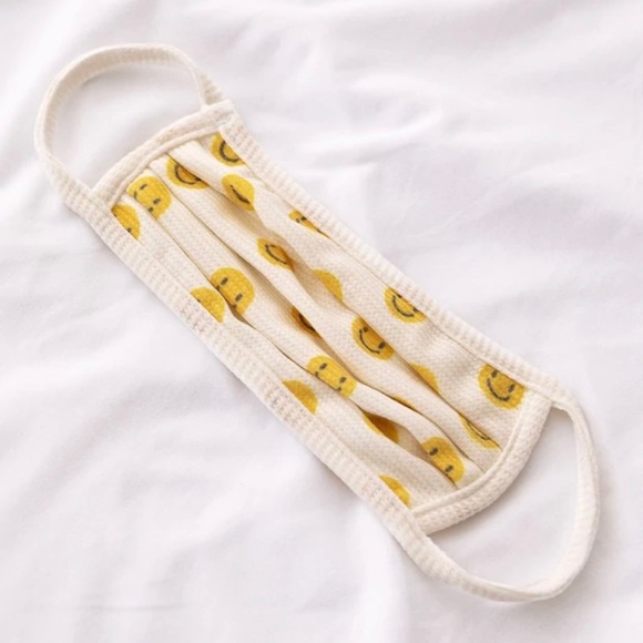 Face mask - Picture 2 of 3